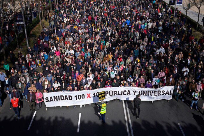 Plus de 250 000 Espagnols sont venus à un rassemblement à Madrid (photo)