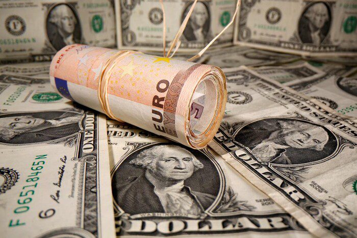 Qu’adviendra-t-il du taux de change du dollar en Ukraine: l’expert a donné une prévision pour la semaine