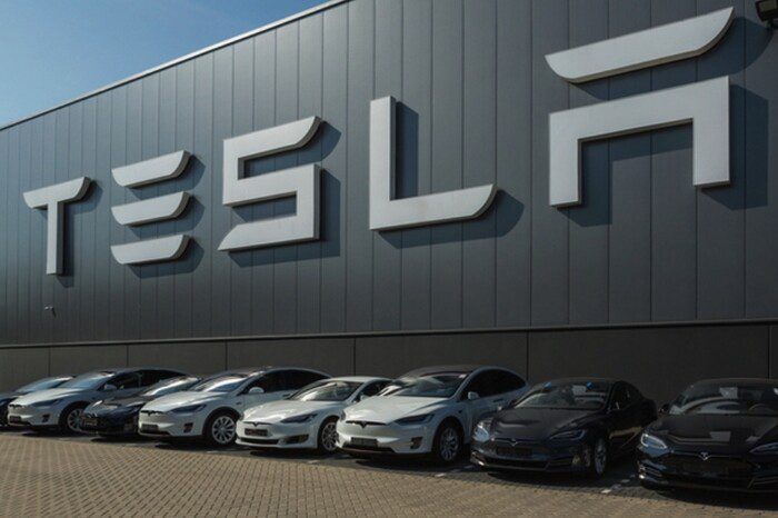 La Corée du Sud inflige une amende de 2,2 millions de dollars à Tesla